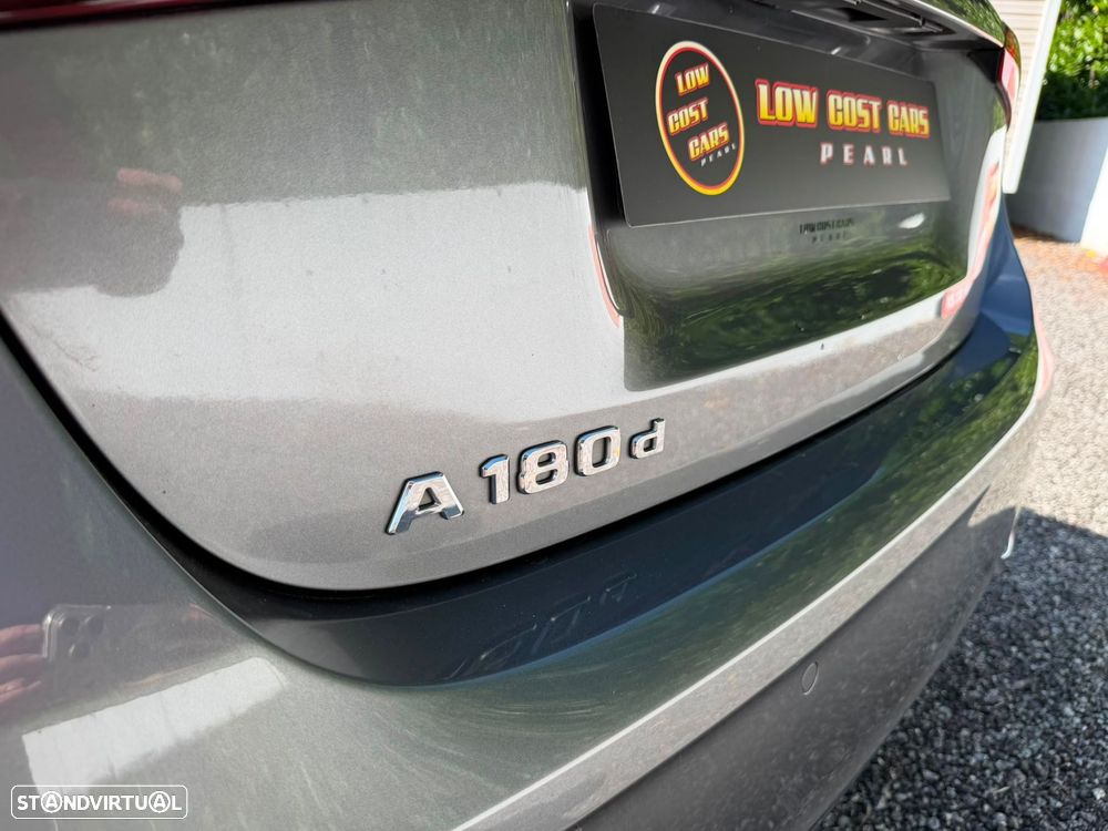 Mercedes-Benz A 180 d AMG Line Aut. - 21