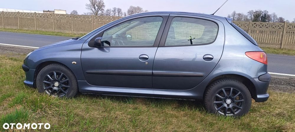 Peugeot 206 - 2