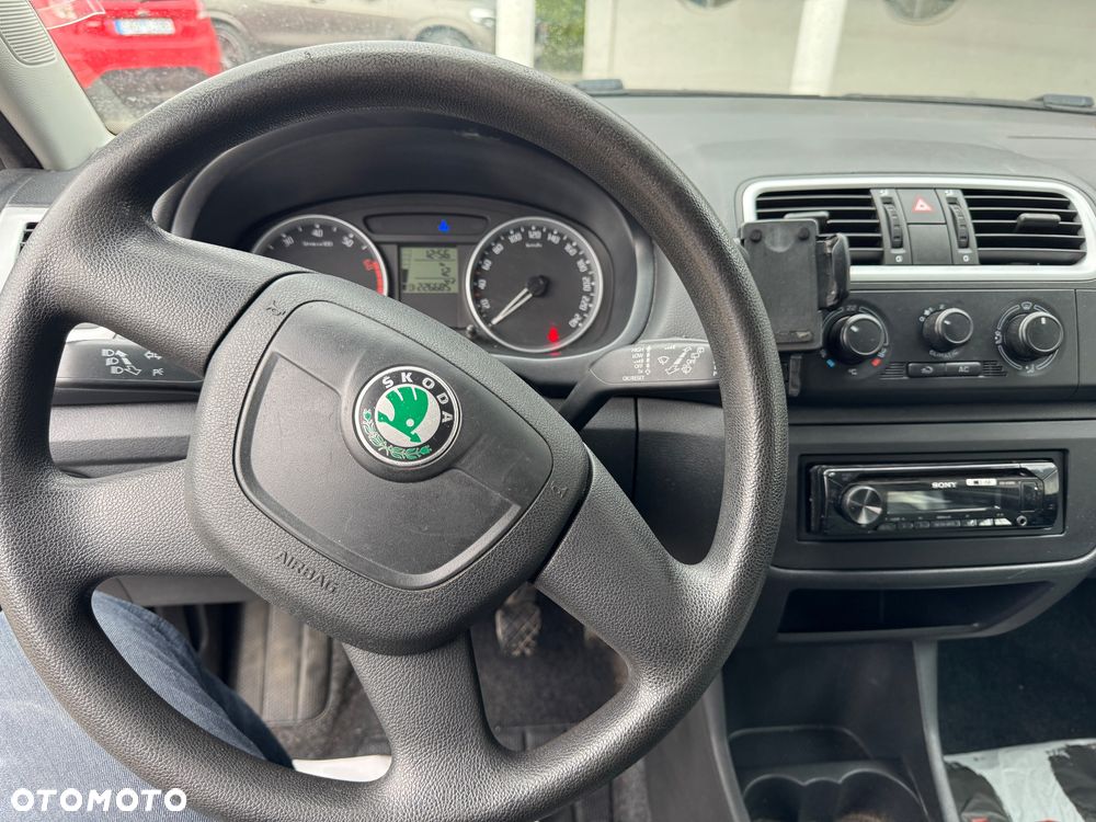 Skoda Fabia 1.4 16V STYLE Edition - 14