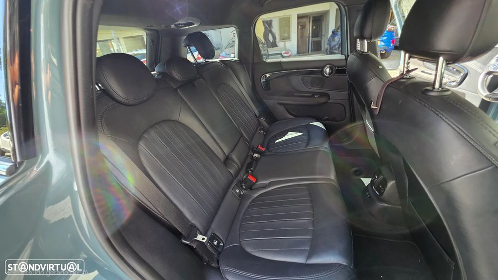 MINI Countryman Cooper SE ALL4 Auto - 17