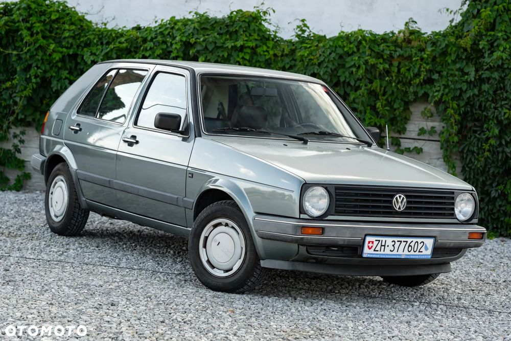 Volkswagen Golf - 3