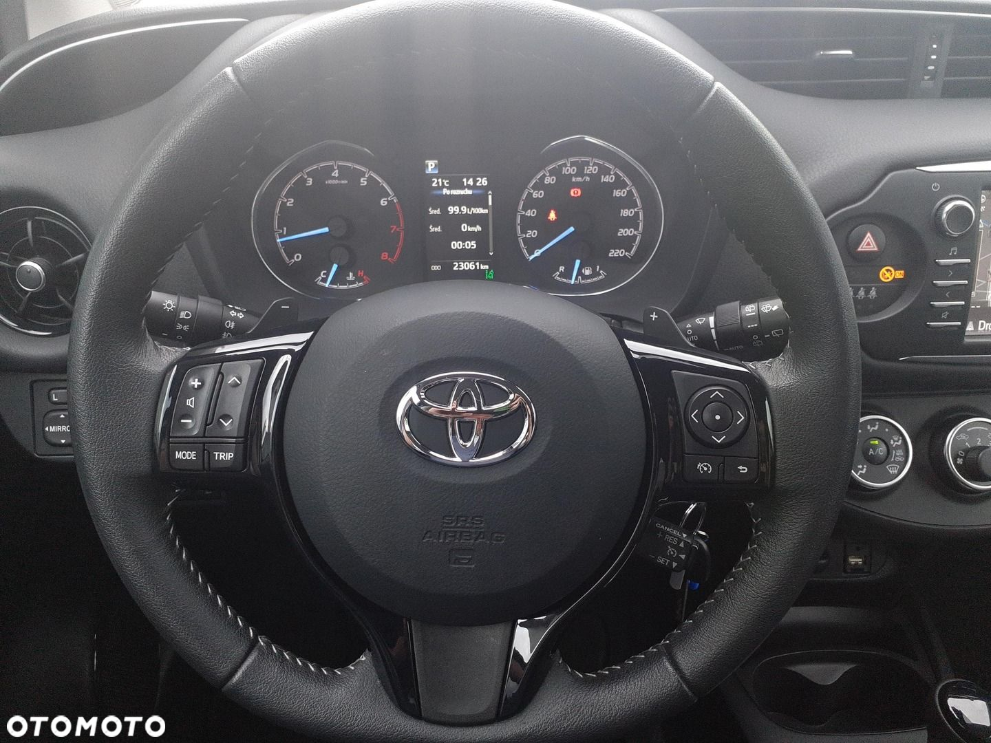 Toyota Yaris 1.5 Premium CVT - 15