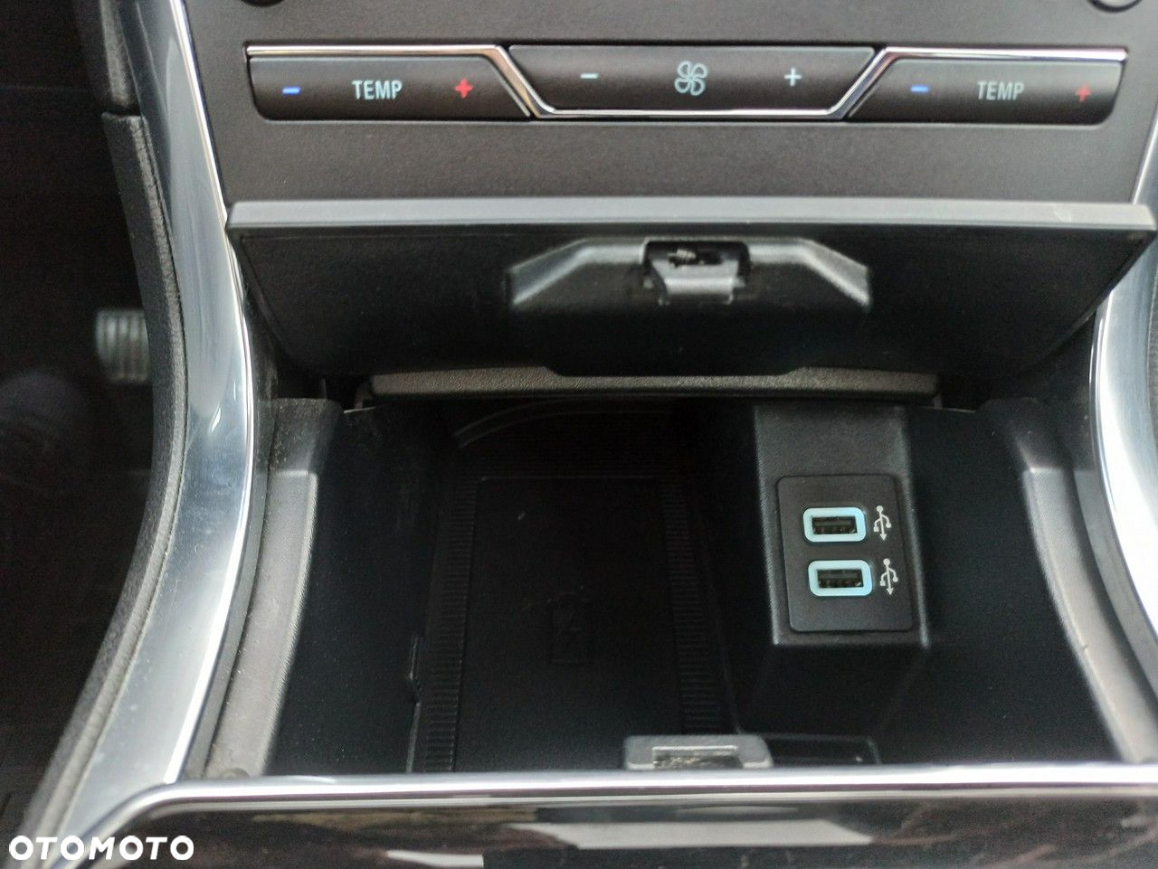 Ford Edge - 18