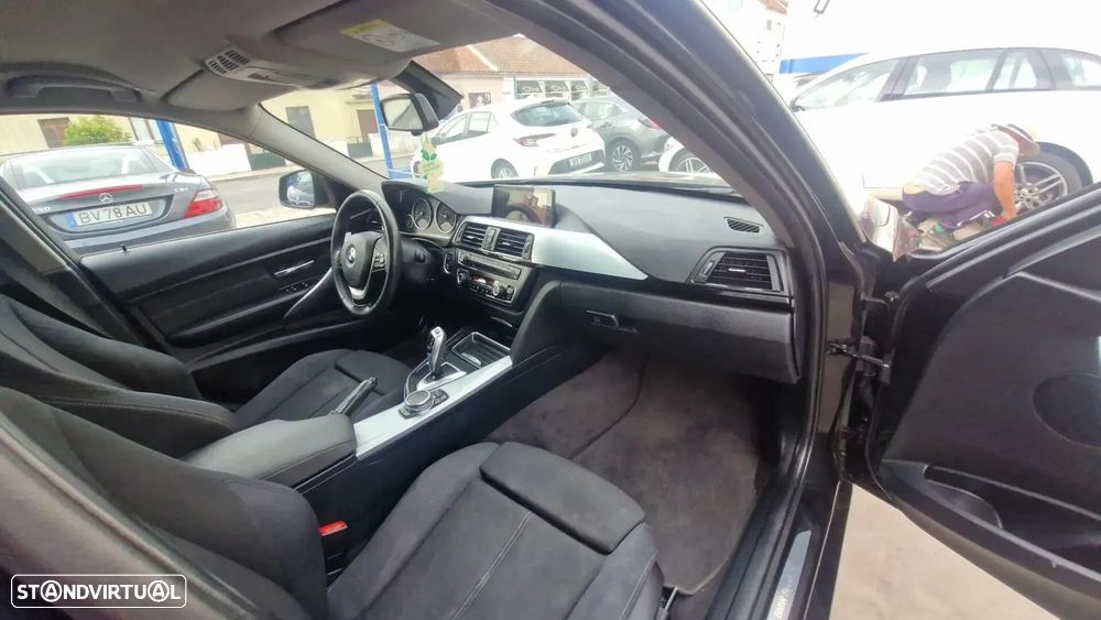 BMW 318 d Auto Line Luxury - 10