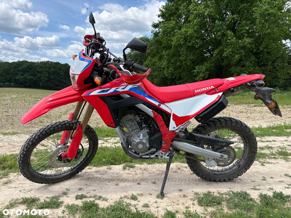 Honda CRF - 1