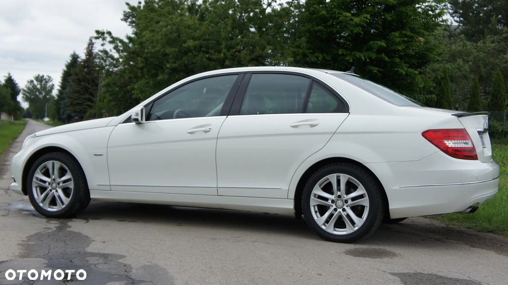 Mercedes-Benz Klasa C 180 CGI Automatik BlueEFFICIENCY - 5