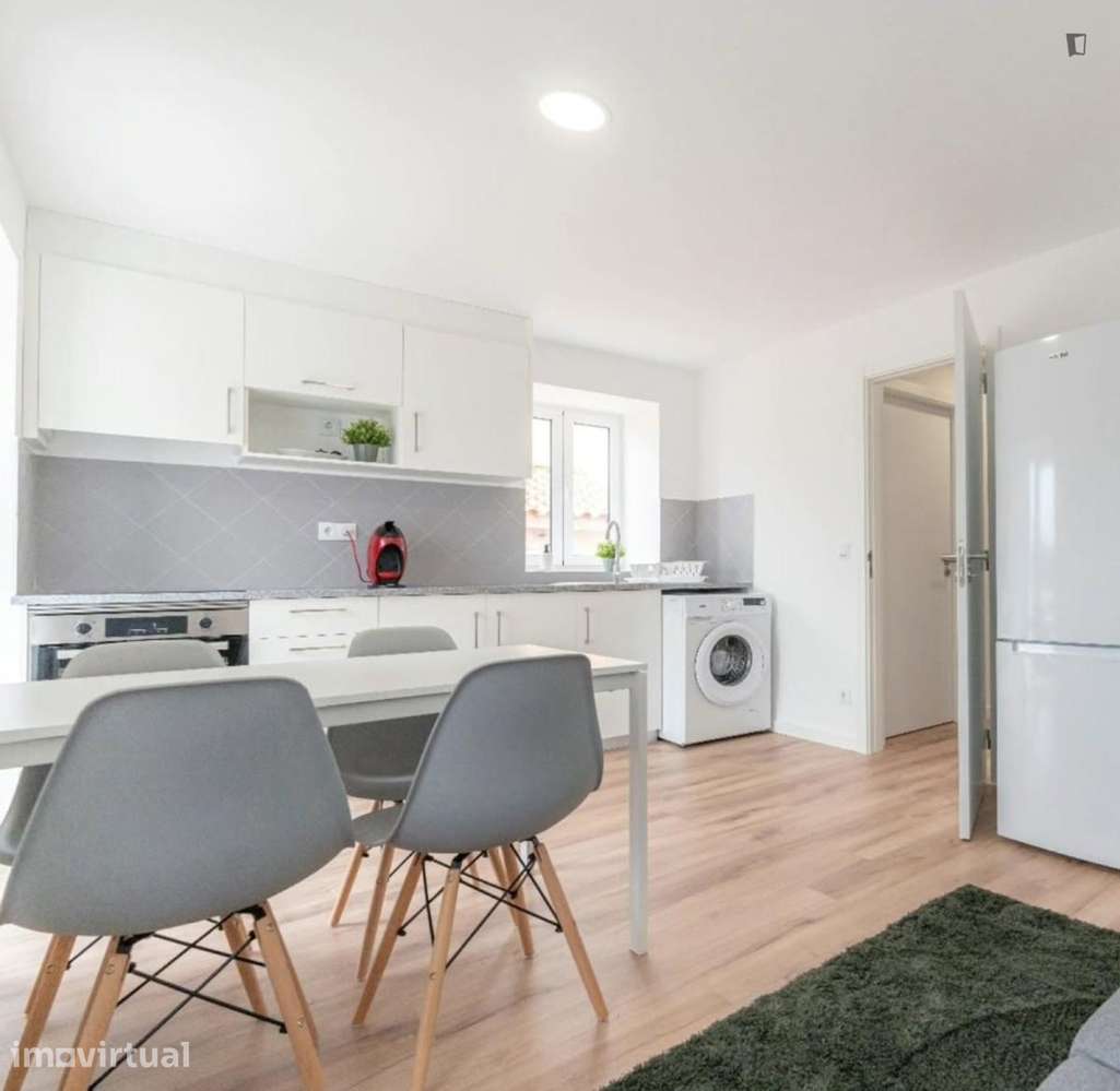 Quarto - localizado em Coimbra - Grande imagem: 4/8