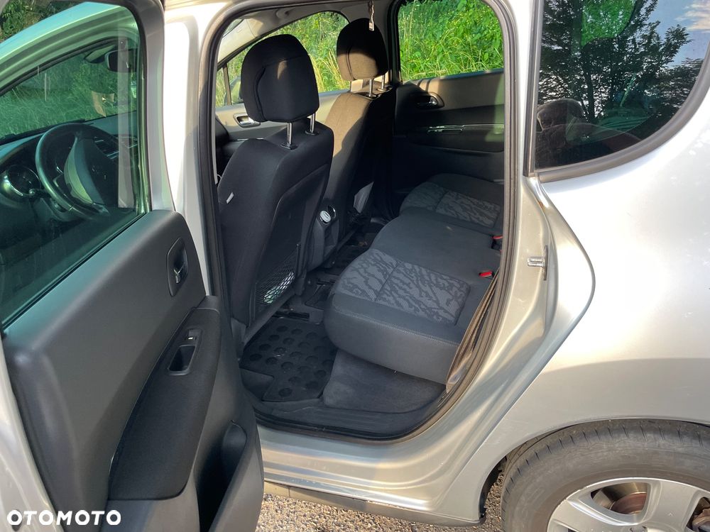 Peugeot 3008 - 9