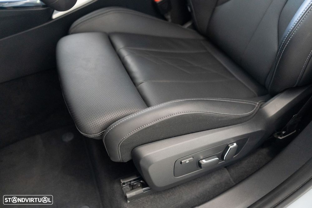 BMW X3 30 e xDrive Pack M Desportivo - 7