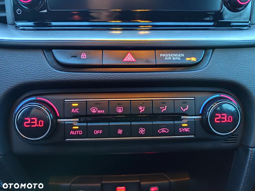 Kia Ceed 1.5 T-GDI M - 23