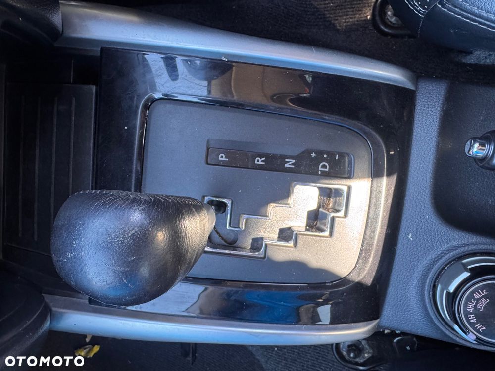 Mitsubishi L200 Pick Up 4x4 Autm Double Cab Intro Edition III - 28