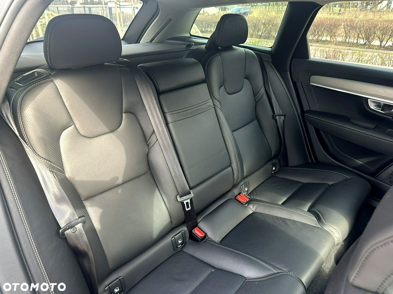 Volvo V90 Cross Country D5 SCR AWD Pro - 19