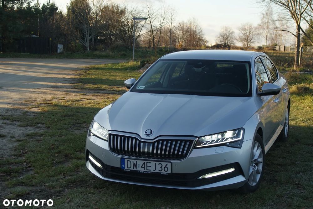 Skoda Superb 2.0 TDI Ambition DSG - 19