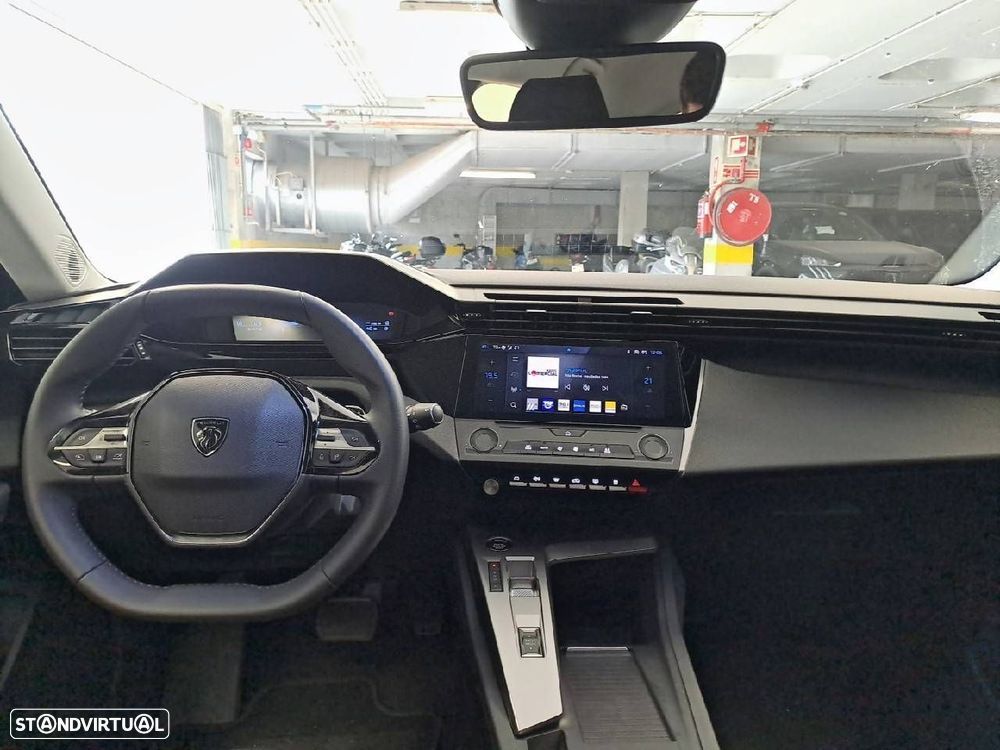 Peugeot 308 1.2 Hybrid Style e-DCS6 - 8