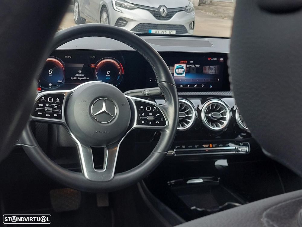 Mercedes-Benz A 250 e Style Plus - 18