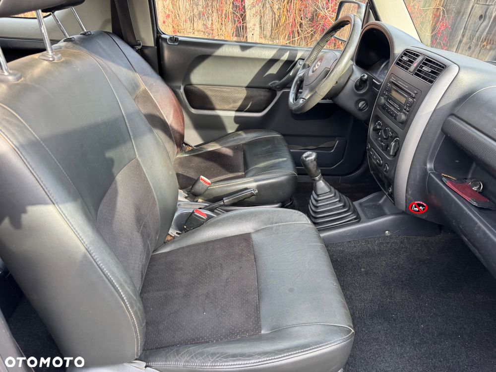 Suzuki Jimny - 12