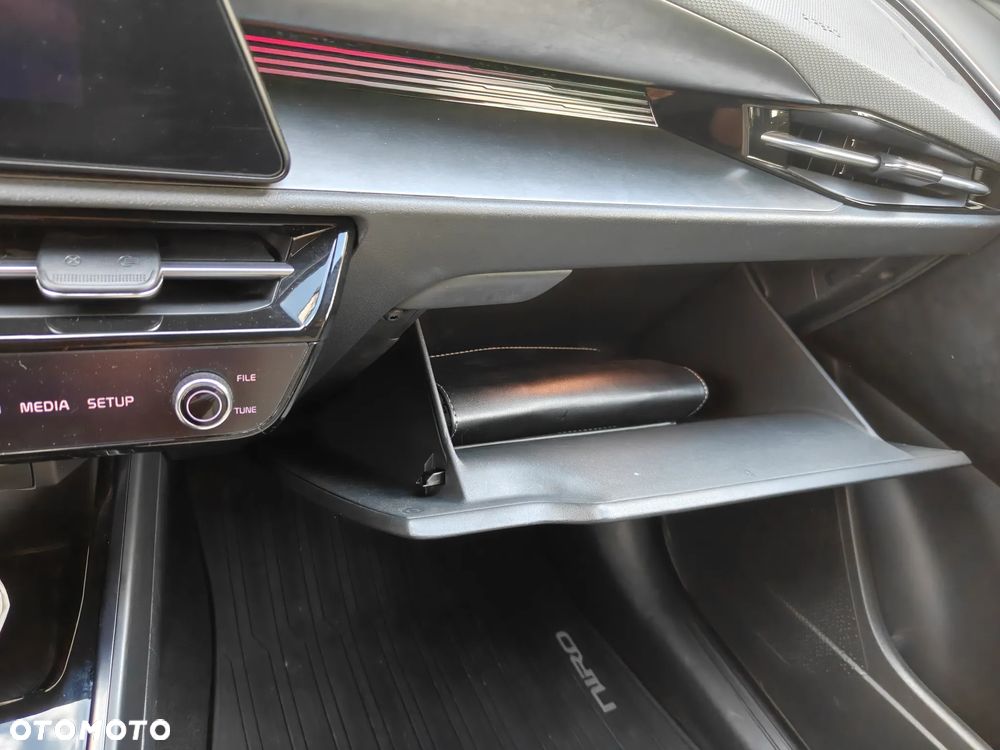 Kia Niro 64kWh L - 10