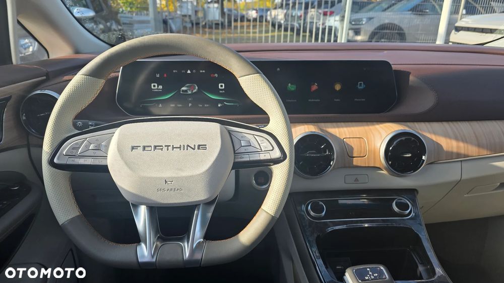 Forthing U Tour 1.5 DVVT GDI DCT - 9