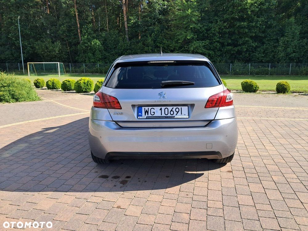 Peugeot 308 - 6