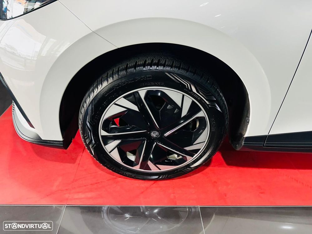 MG MG4 51 kWh Standard - 18