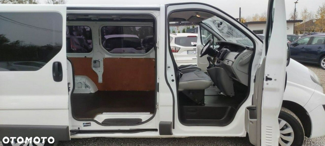 Renault Trafic - 14