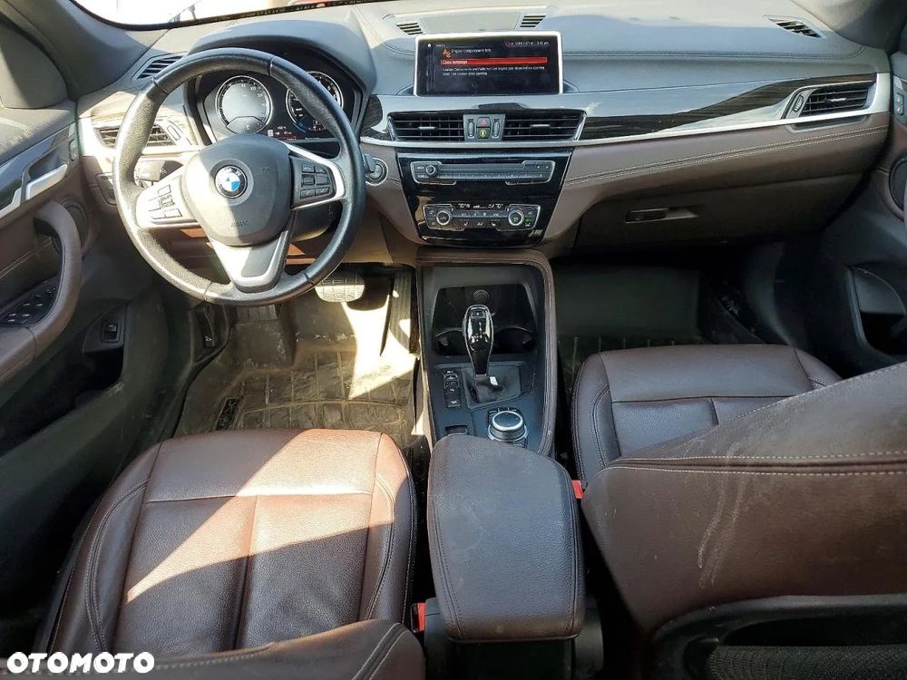 BMW X1 - 8