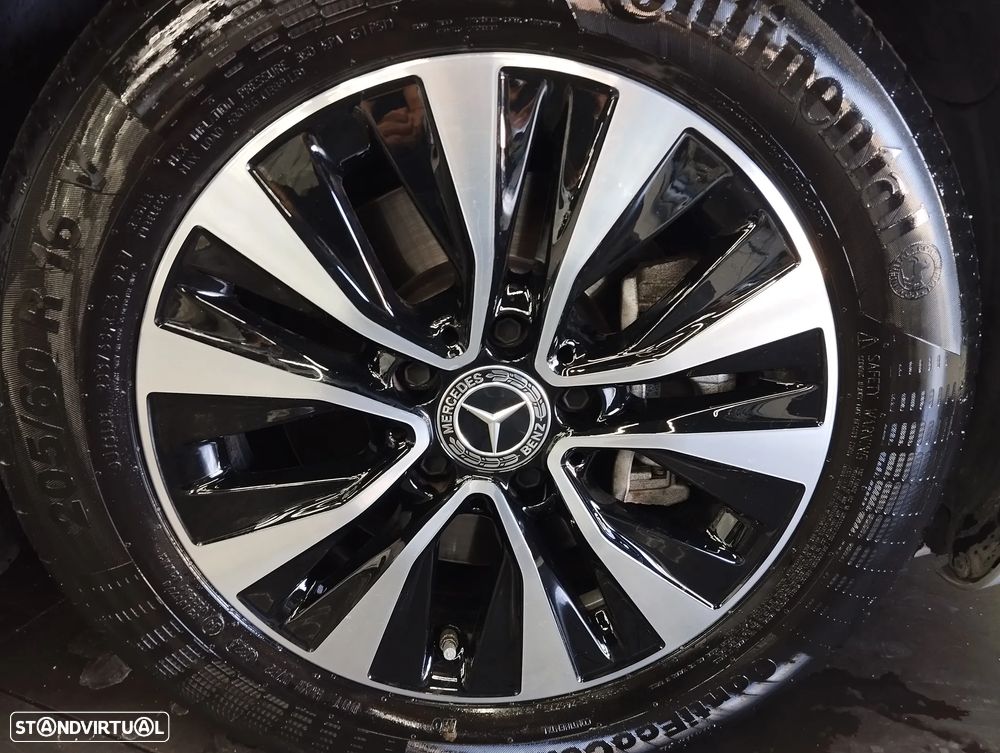 Mercedes-Benz A 200 Limousine d - 9