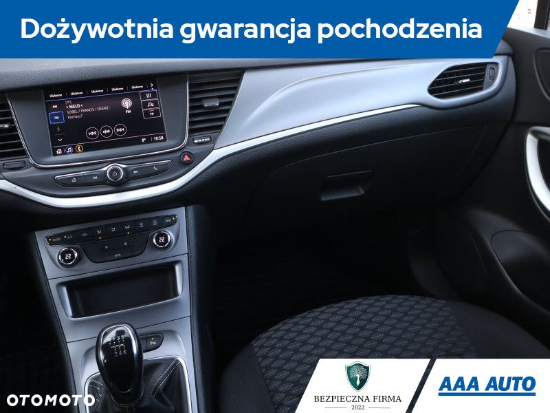 Opel Astra - 9