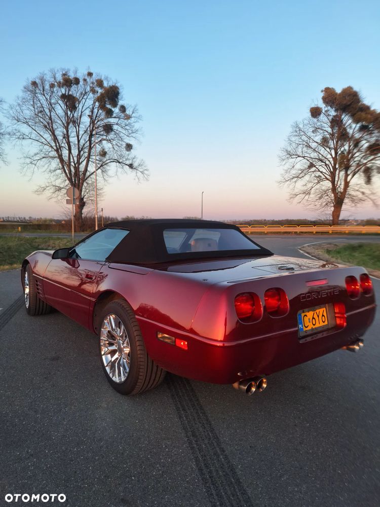 Chevrolet Corvette Convertible 5.7 - 3