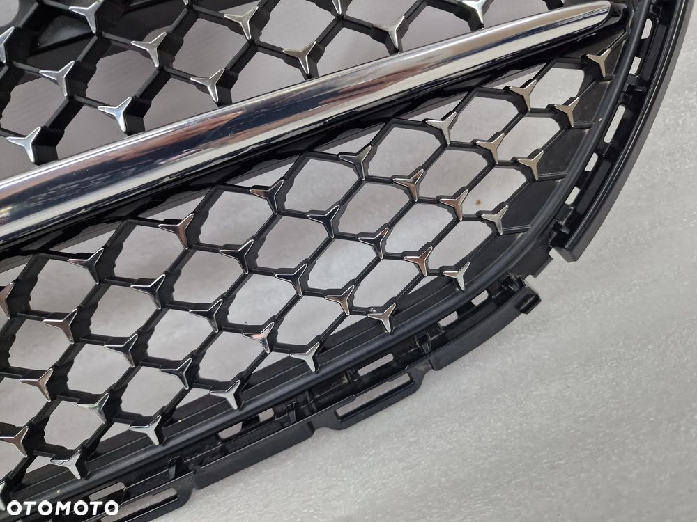 MERCEDES C-KLASSA W206 AMG 21- KOMPLETNA ATRAPA / GRILL PRZEDNI PRZÓD ( BEZ KAMERY ) , NR A2068882100 , NR AUKCJI GL506 - 18