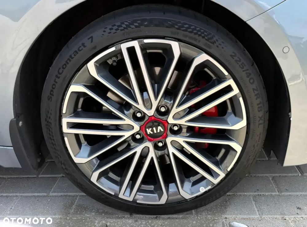 Kia ProCeed - 15