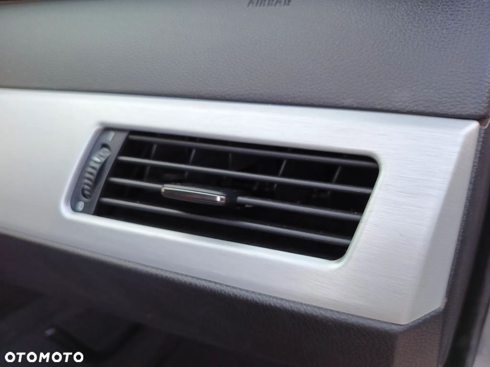 BMW Seria 5 535d Touring - 26
