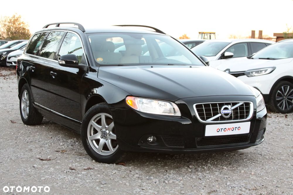 Volvo V70 2.0D Momentum - 1