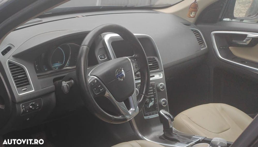 Volvo XC 60 - 2