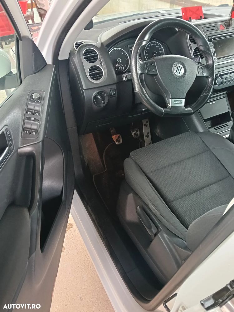 Volkswagen Tiguan 2.0 TDI DPF 4Motion Track&Field - 13