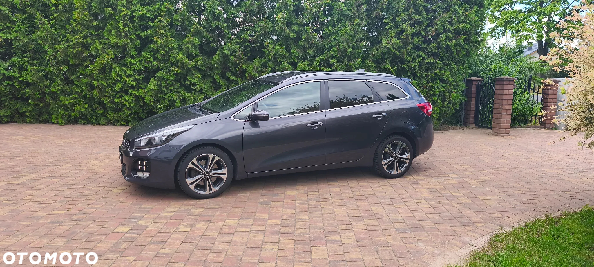 Kia Ceed 1.6 CRDi 136 ISG GT Line - 11