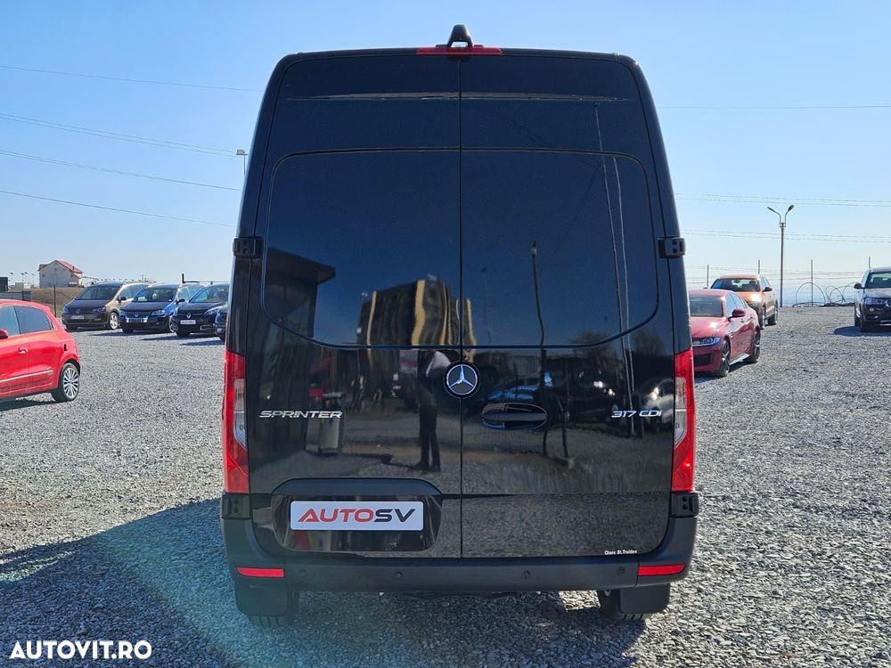 Mercedes-Benz Sprinter - 5