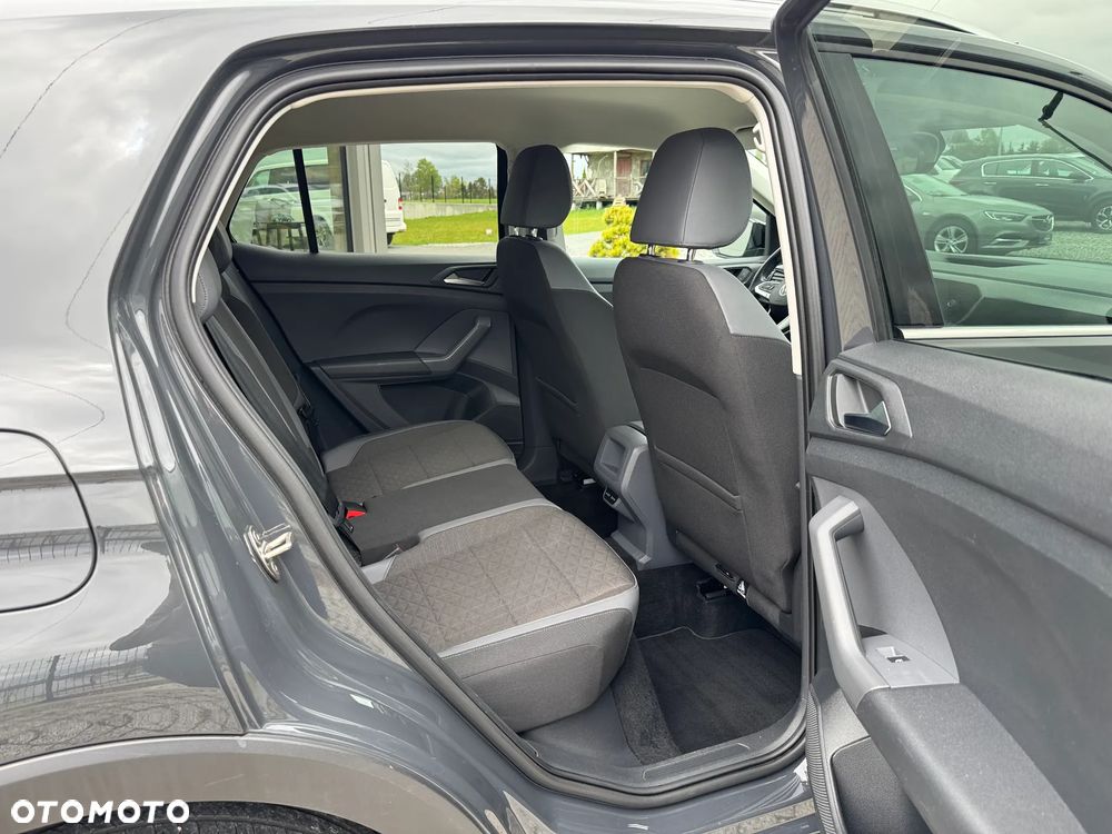 Volkswagen T-Cross - 18