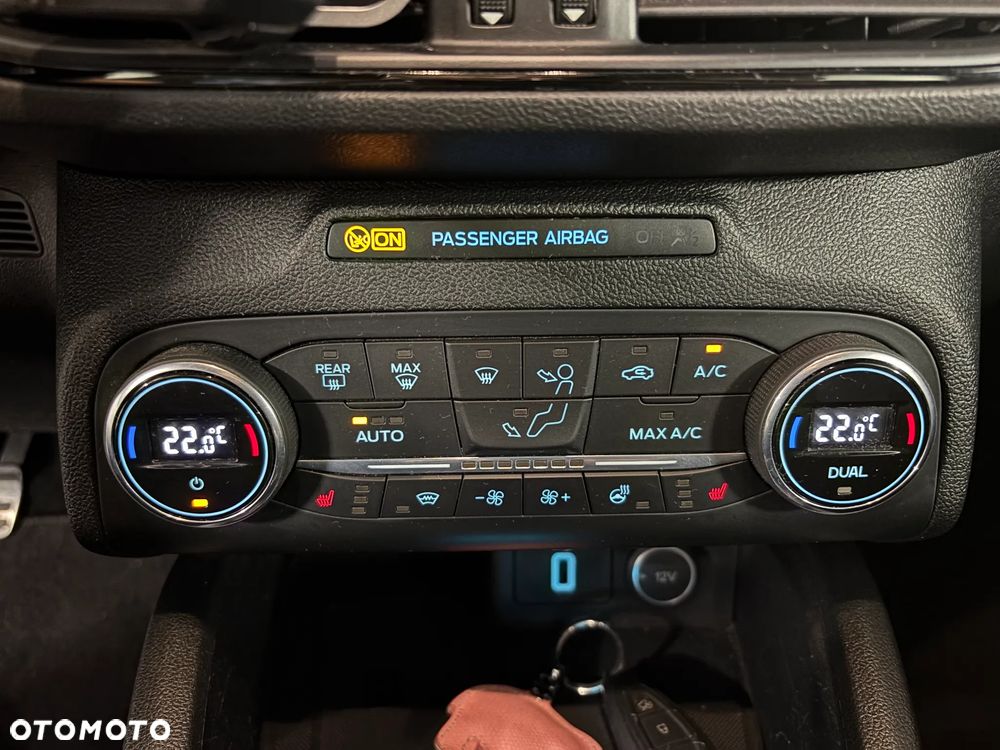 Ford Focus 1.0 EcoBoost ST-Line - 22