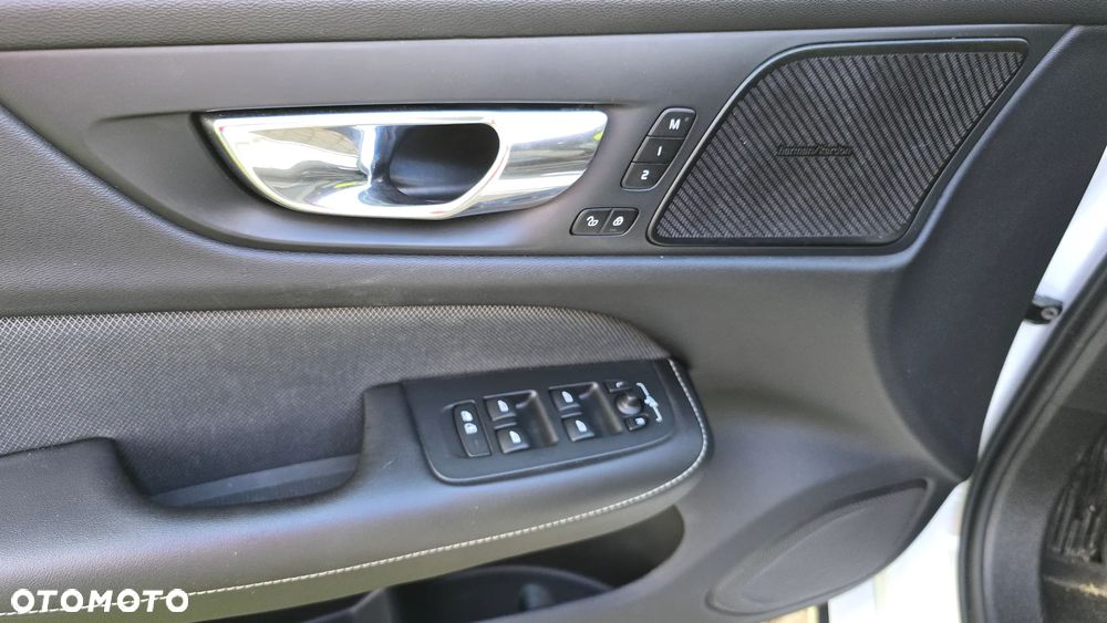 Volvo S60 T6 AWD Geartronic RDesign - 15