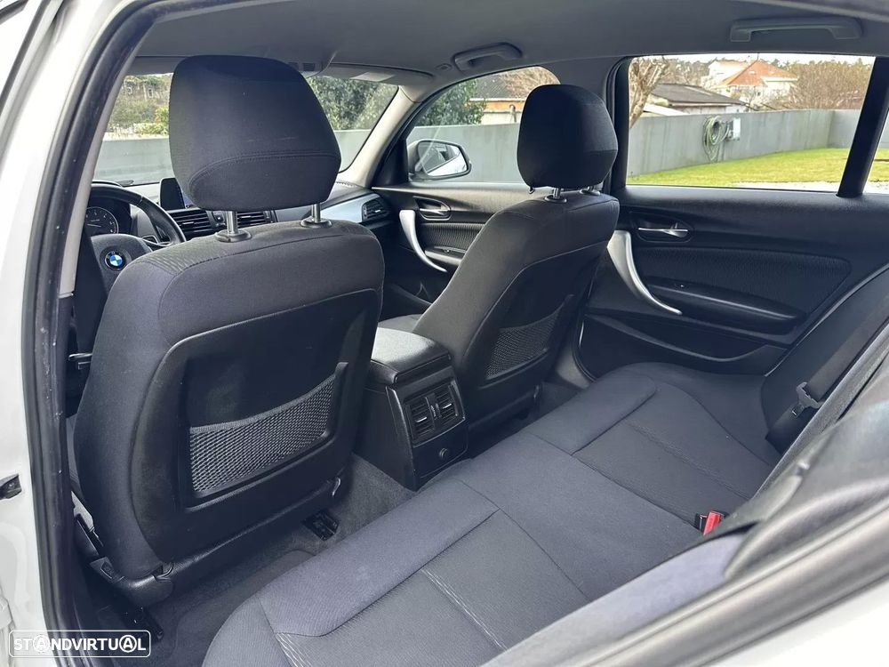 BMW 118 d Line Sport - 40