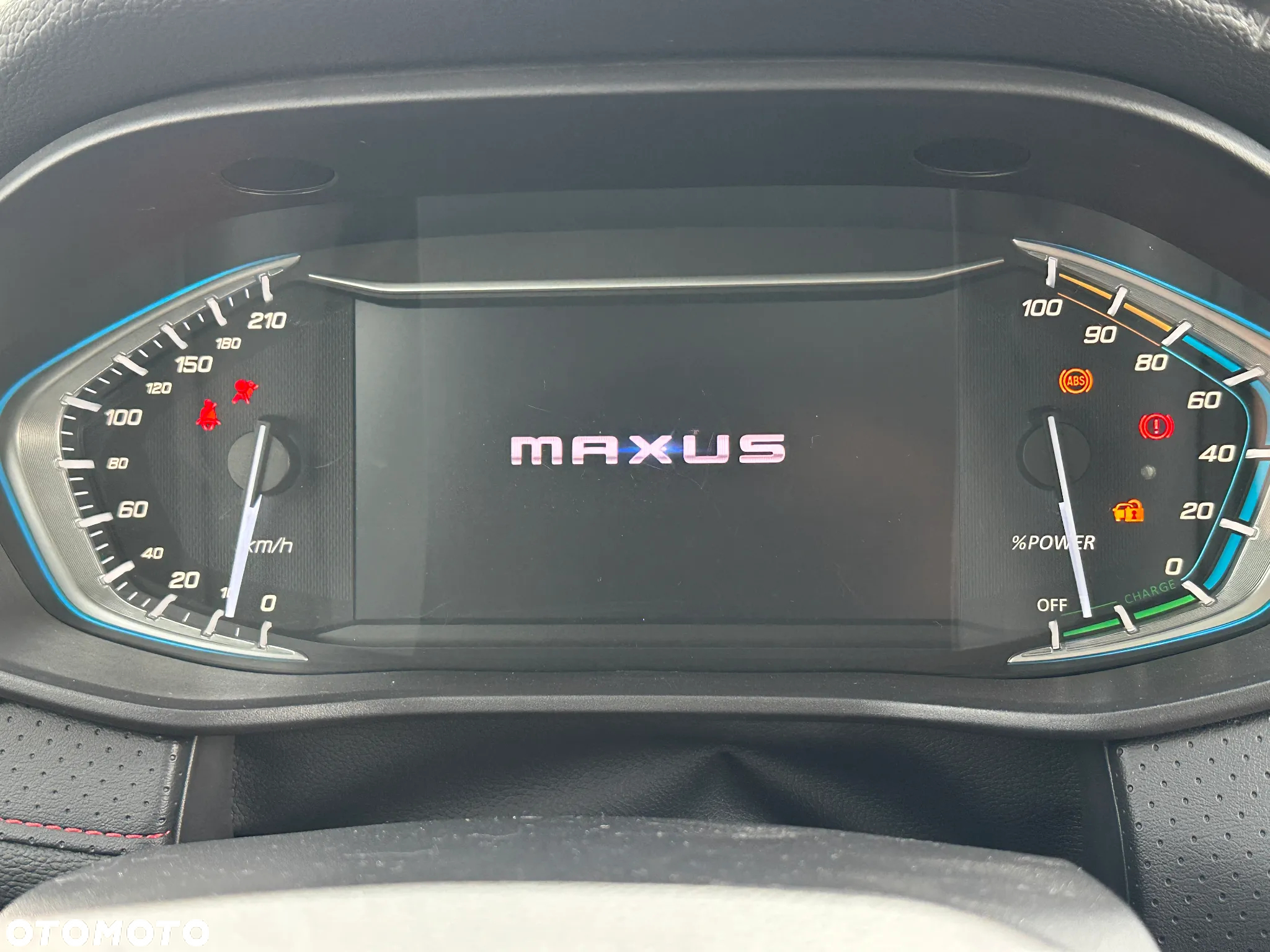 Maxus Euniq 5 Standard - 21