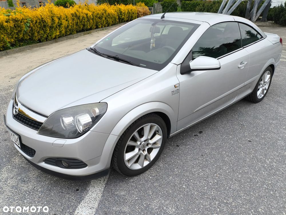 Opel Astra 1.8 - 10