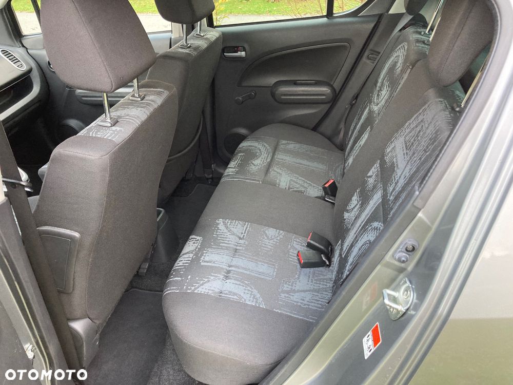 Opel Agila - 11