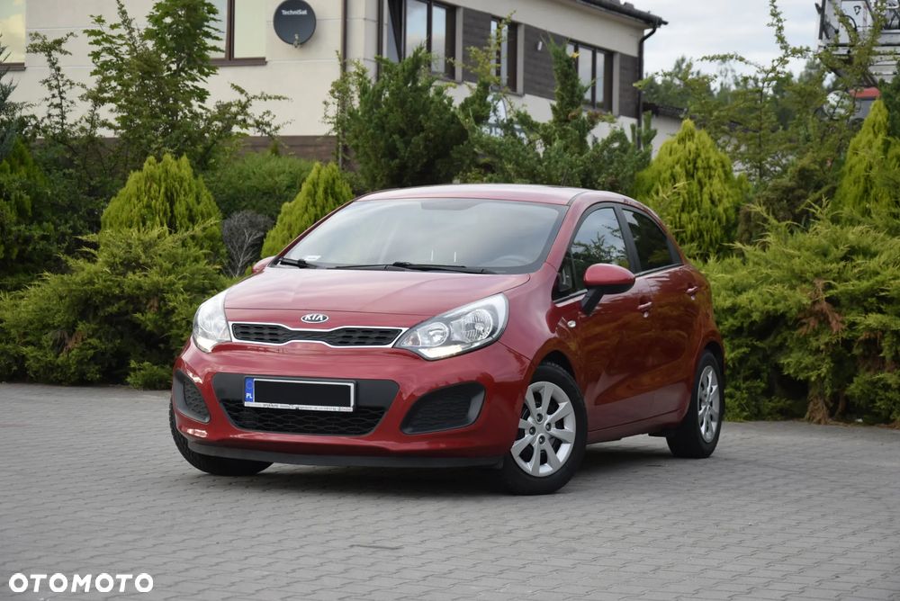 Kia Rio - 4