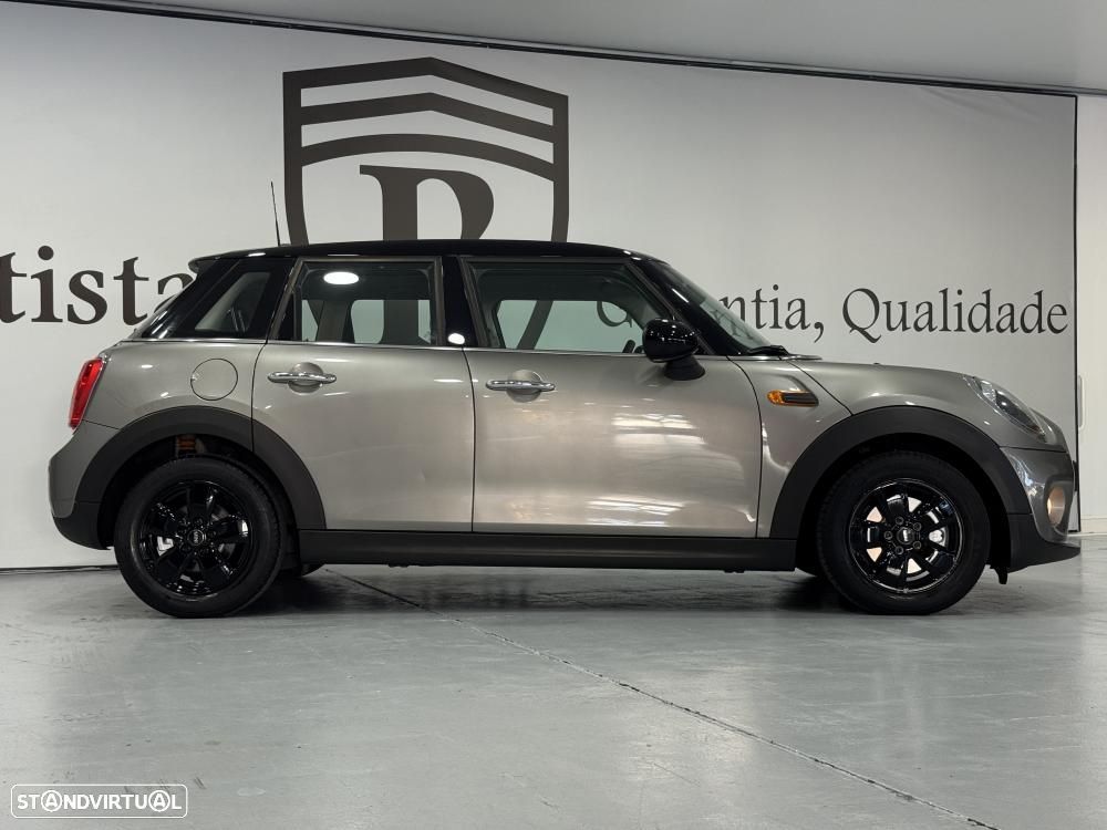 MINI 5 Portas One D - 16