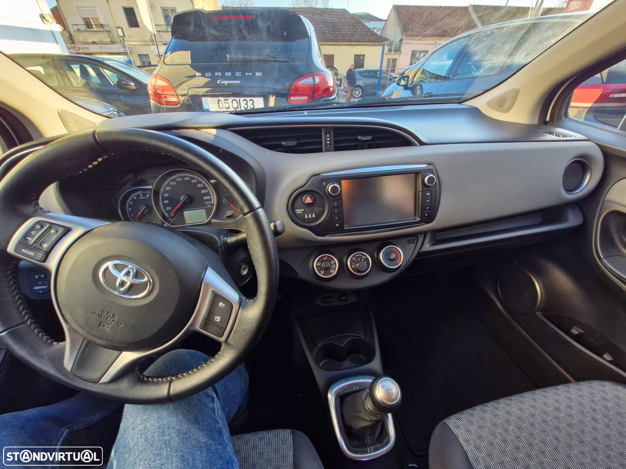 Toyota Yaris 1.4 D-4D Comfort 99g - 4