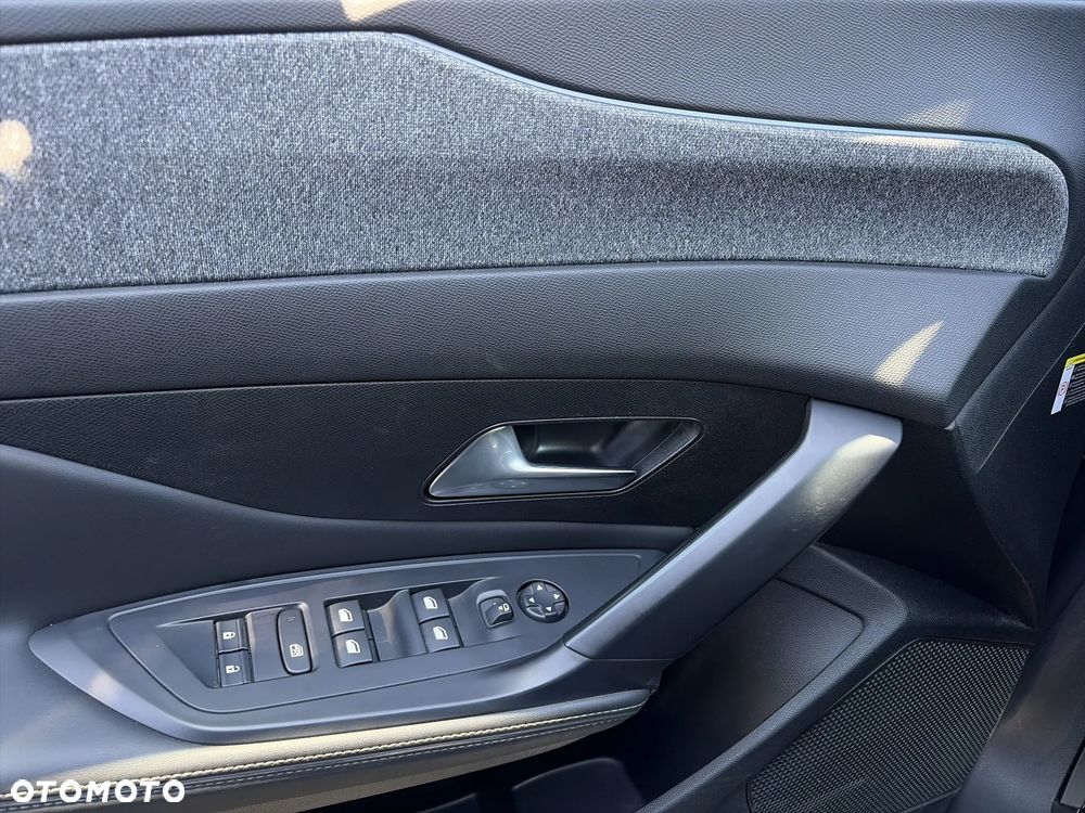 Peugeot 408 1.2 PureTech Allure Pack S&S EAT8 - 13