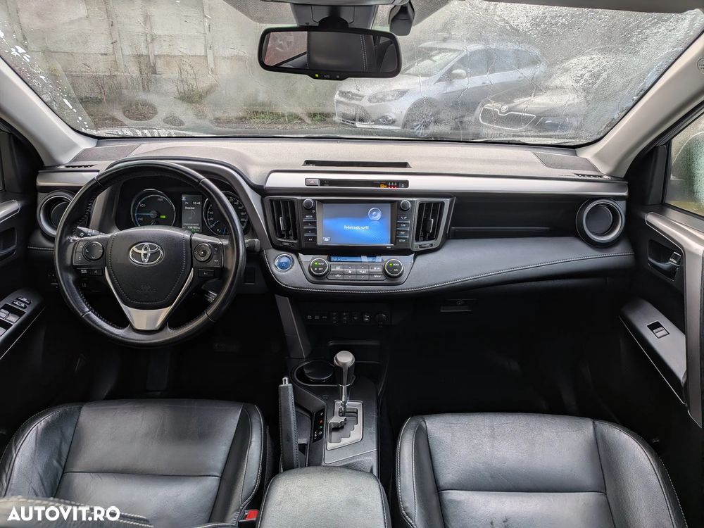 Toyota RAV4 2.5 VVT-i 4x4 Luxury - 19