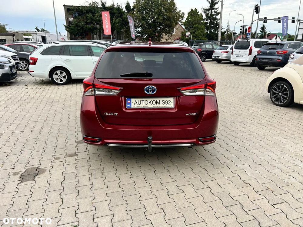 Toyota Auris 1.8 HSD Luna - 8